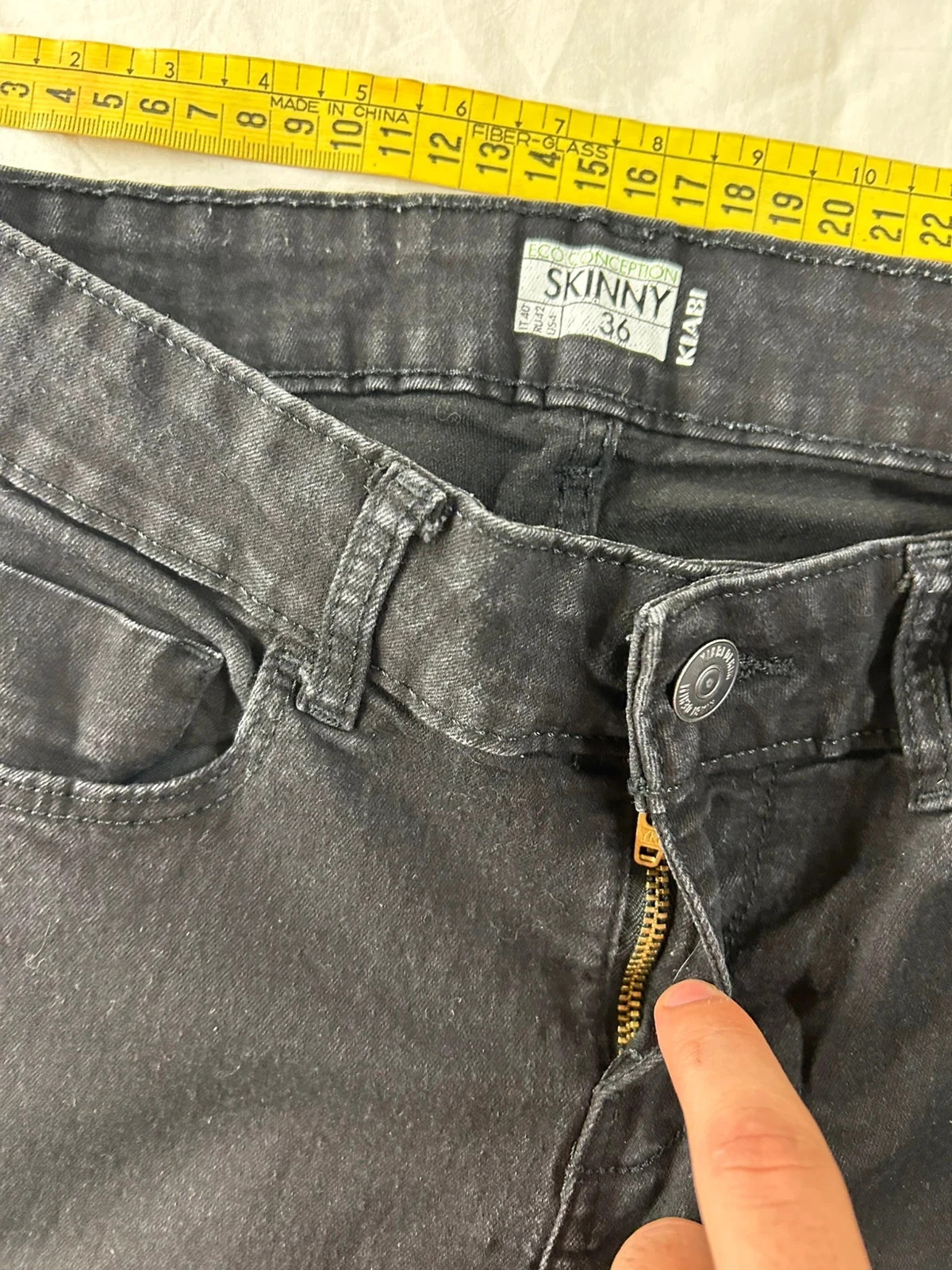 Jeans pretos skinny kiabi tamanho 36 – photo 8